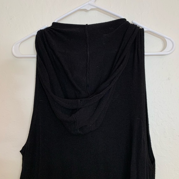 Lovestitch Hooded Fringe Vest - Picture 5 of 9